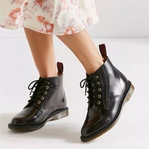 Dr. Martens Emmeline US Women’s 6